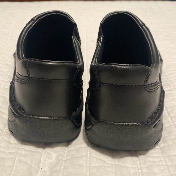 Red Wing Slip Resistant Oil Resistant Shoes - Picture 7 of 8